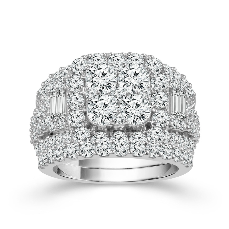 14K White Gold 4.00 CTW Diamond Ring With Bands