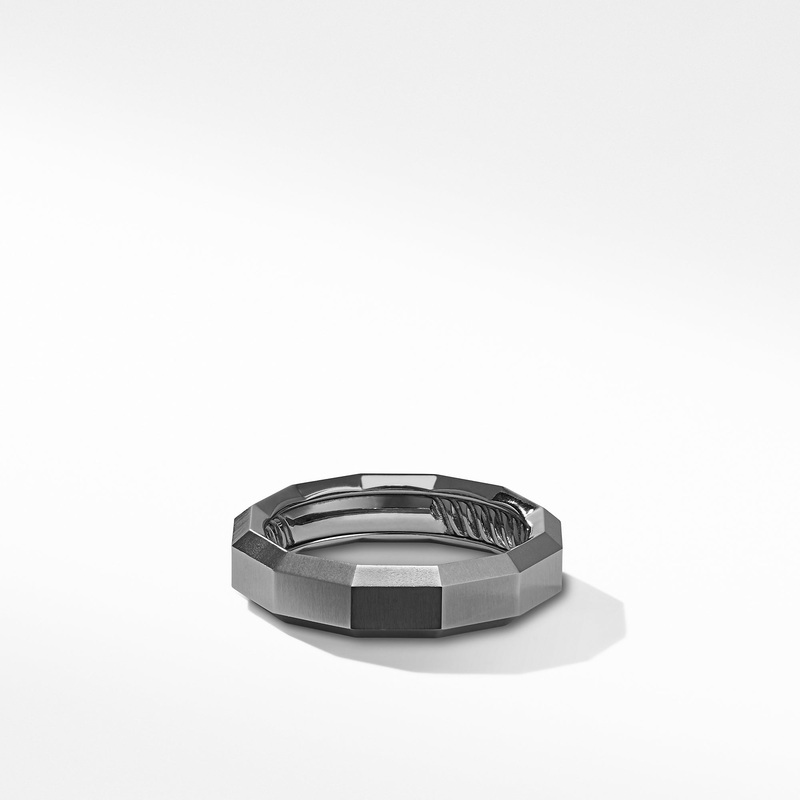 Faceted Band Ring in Grey Titanium