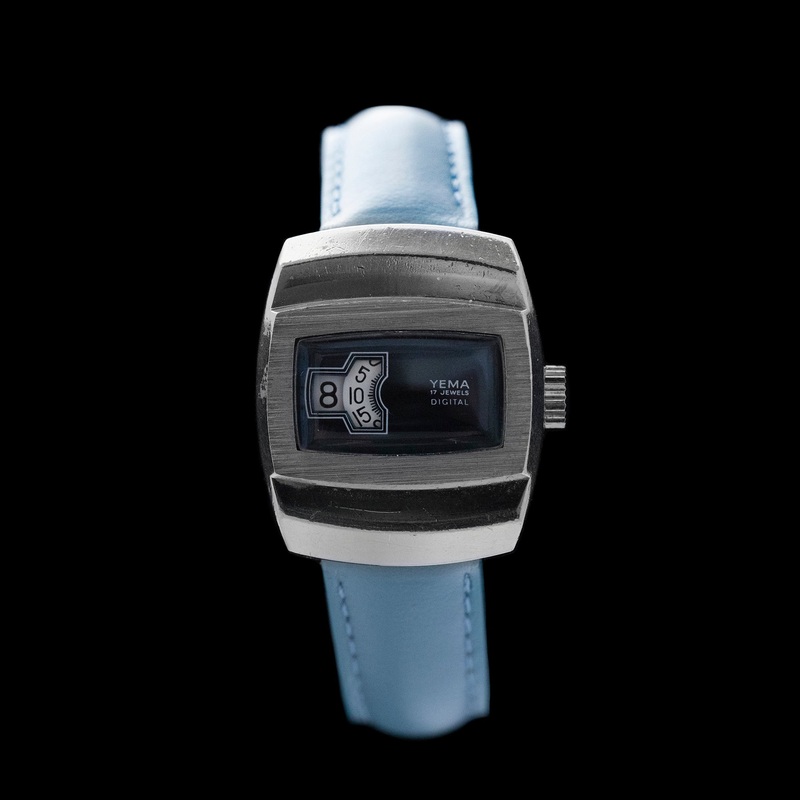 Yema – Vintage Mechanical Digital