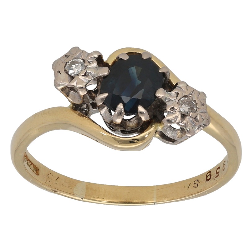 18ct Gold 0.06ct Diamond Trilogy Ring Size P