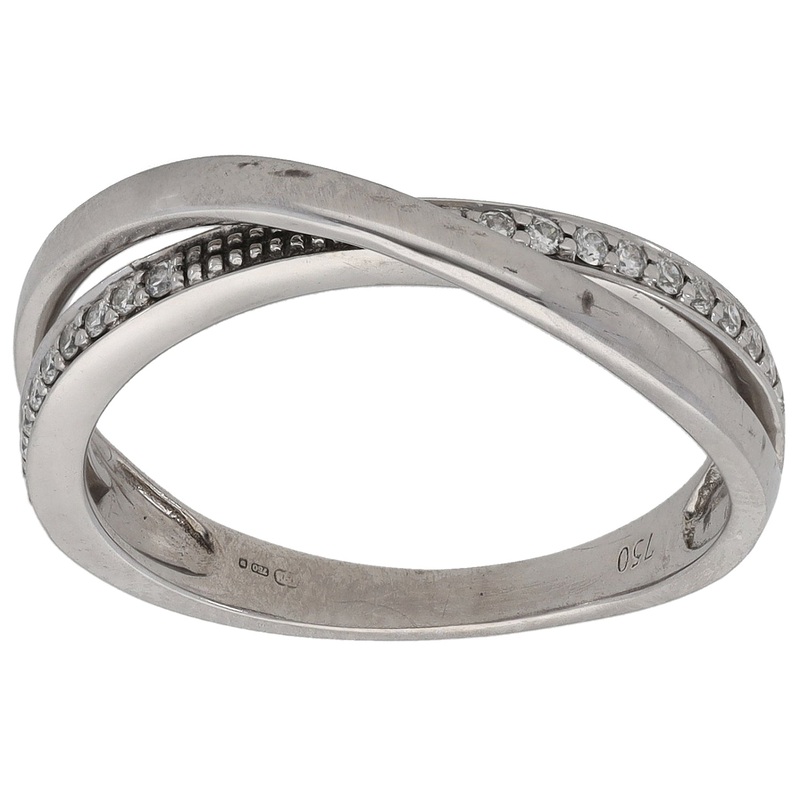 18ct White Gold 0.20ct Diamond Half Eternity Ring Size N