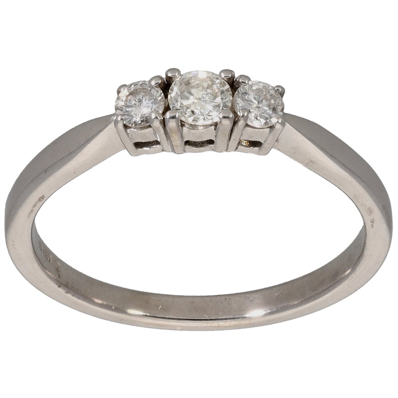 18ct White Gold 0.20ct Diamond Trilogy Ring Size L