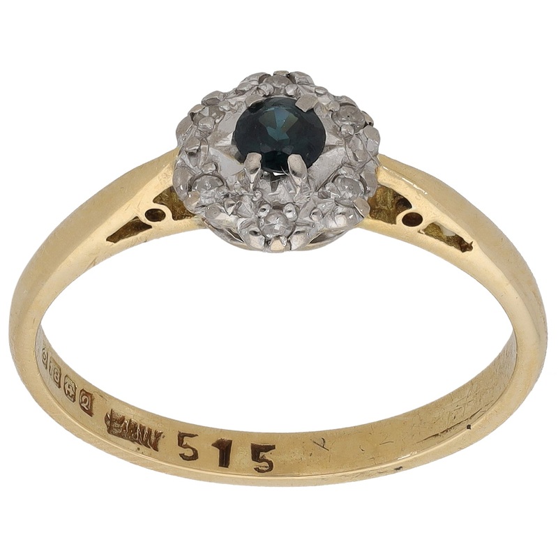 18ct Gold Sapphire & 0.03ct Diamond Dress/Cocktail Ring Size P
