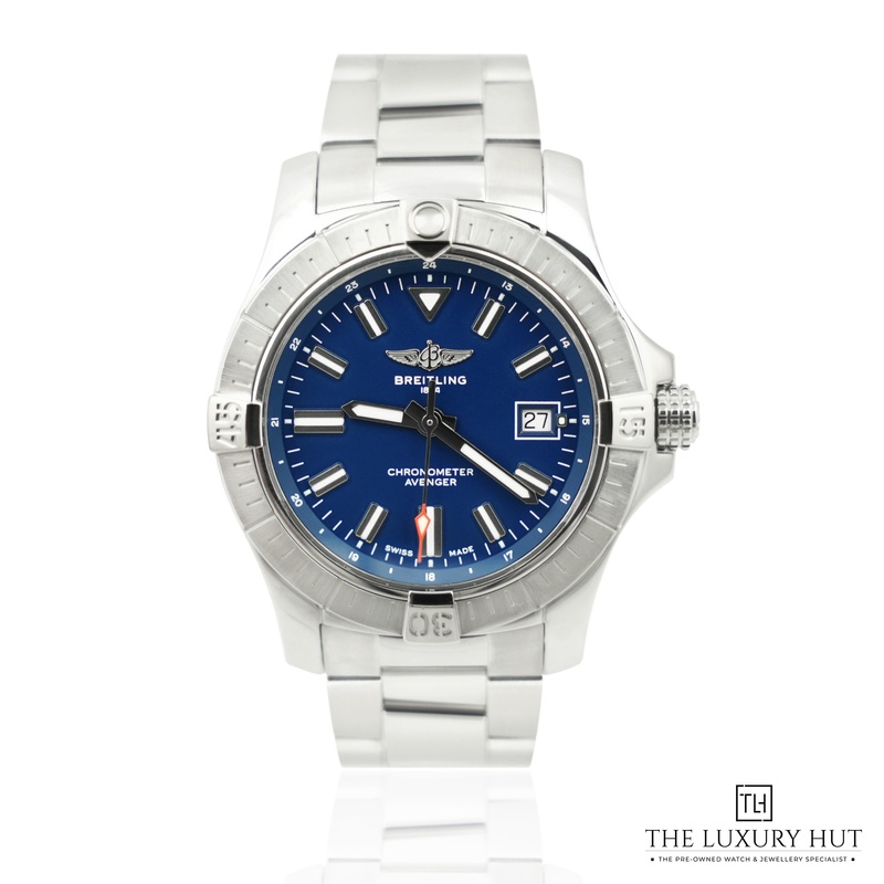 Breitling Avenger A17318101C1A1